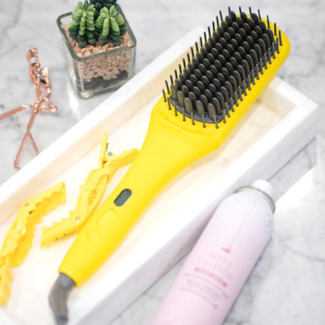 The Brush Crush Heated Straightening Brush